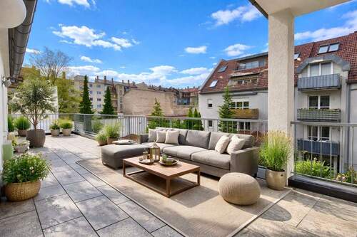 Einrichtungsbeispiel Dachterrasse - Rarität mit großer Dachterrasse in begehrter Lage!