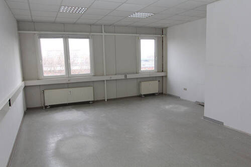 Büro - 4 Zimmer Büro in Halle (Saale)-Versorgungsgebiet