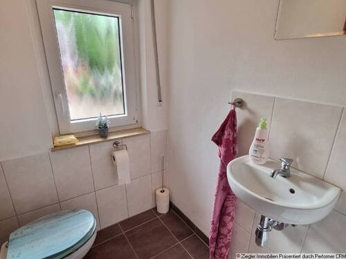 11 EG Gäste-WC - 