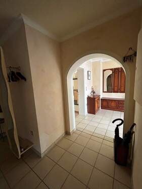 Eingangsbereich - 8 Zimmer Einfamilienhaus zum Kaufen in Lebach