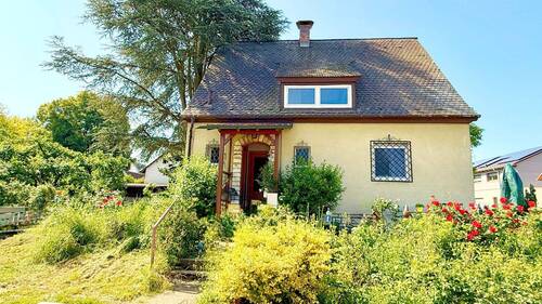 Ansicht Eingangsseite - Gemütliches kleines Haus nahe des Ludwig-Donau-Main-Kanals in Worzeldforf
