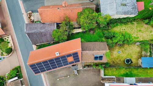 Vogelperspektive - 6 Zimmer Einfamilienhaus in Bischbrunn