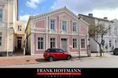 V10189-2b Titelbild - Repräsentatives Geschäftshaus in der Altstadt von Eutin