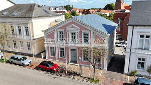 V10189-2 Außenansicht 3 - Mehrfamilienhaus, Wohnhaus in Eutin zum Kaufen