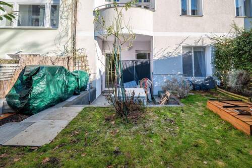 Sonniger Garten - 3 Zimmer Terrassenwohnung in Berlin