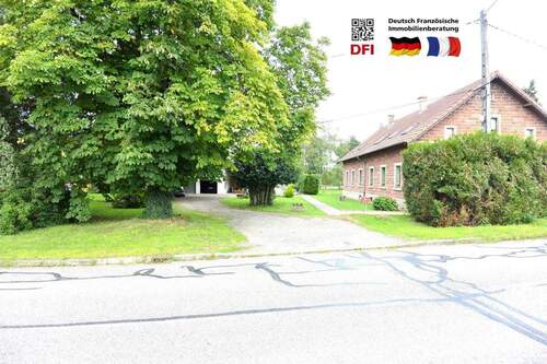 1 - Exklusives Doppelhaus im Baustil des Bahnhofs mit Potenzial für Erweiterung u. zeitlosem Flair