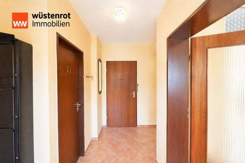Flur - 2 Zimmer Etagenwohnung zum Kaufen in München