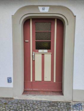 Haustür - 3 Zimmer Einfamilienhaus in Bernstadt