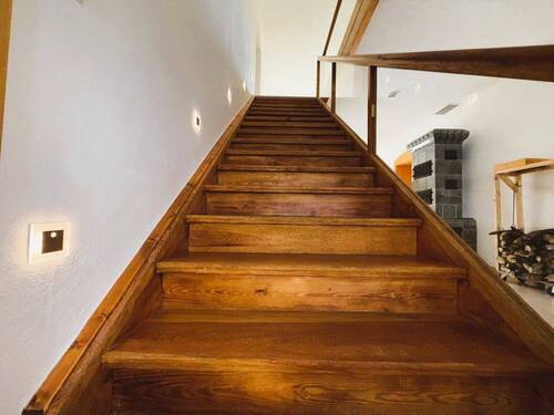 Treppenaufgang zum Obergeschoss - 