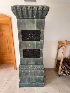 Ofen im Erdgeschoss - 