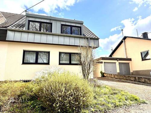 Außenansicht - 6 Zimmer Einfamilienhaus zum Kaufen in Merzig