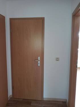 KH 25 EG links - 