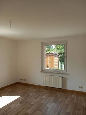 KH 25 EG links - 