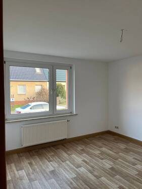 KH 25 EG links - 