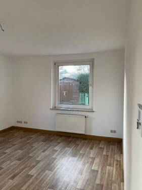 KH 25 EG links - 