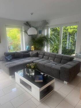 Haus 1 Couch - 