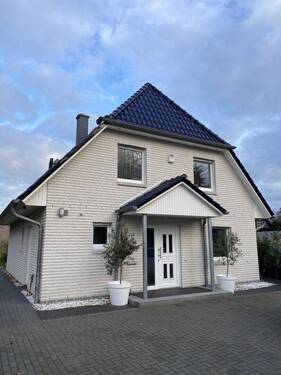 Haus 1 Ostseite - Terrasse - Einfamilienhaus mit 255,00 m&sup2; in Hamburg zum Kaufen