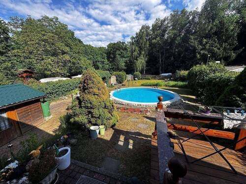Garten mit Schuppen.JPG - 