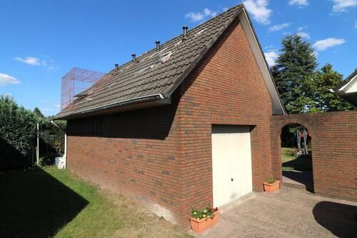 Garage - 