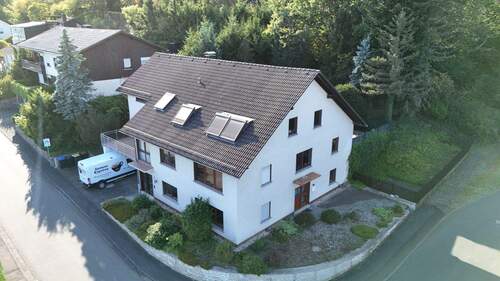 und Möglichkeiten - Investoren aufgepasst: Mehrfamilienhaus in Waldrandlage