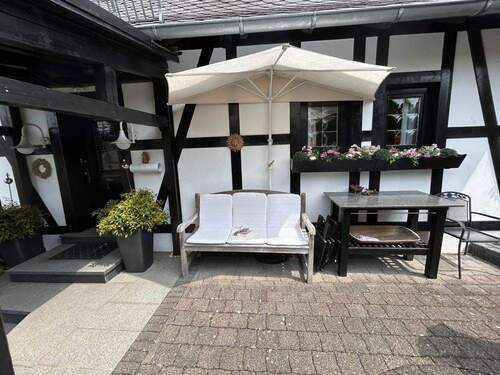 Willkommen - Einfamilienhaus mit 105,00 m² in Großseifen zum Kaufen