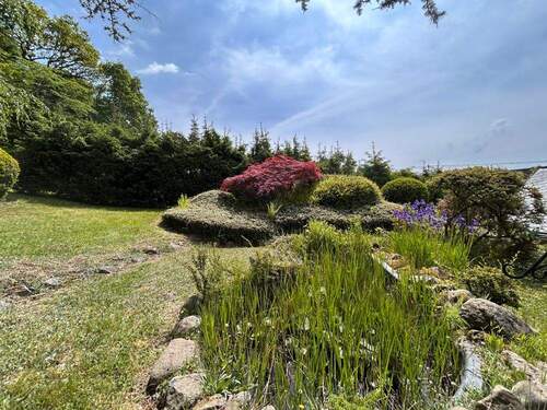 Garten mit Teichanlage - 
