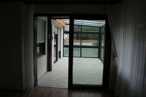 Wohnzimmer Blick Wintergarten - 