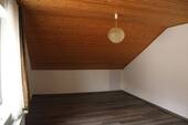 Dachgeschloss gr Raum - 
