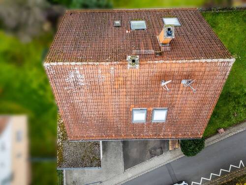 Drohnenaufnahme vom Dach - 