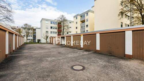 Garage - 2 Zimmer Etagenwohnung zum Kaufen in Karben