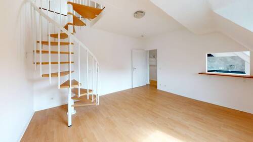 WOHNZIMMER - 2 Zimmer Etagenwohnung zur Miete in Düsseldorf