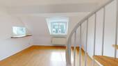 WOHNZIMMER - 2 Zimmer Etagenwohnung in Düsseldorf