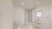 DUSCHBAD - 