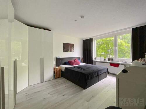 Schlafzimmer - Etagenwohnung mit 83,00 m&sup2; in Hannover zum Kaufen