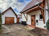 mit Garage und Wallbox - 