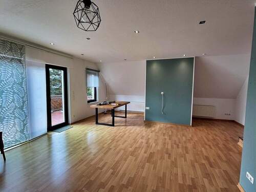 Wohn/- Esszimmer im Obergeschoss - 