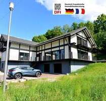 Moderne Architektur trifft auf exklusives Wohnen - Lichtdurchflutetes Haus in traumhafter Lage - St.Avold Centre Ville-Felsberg