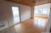 EG-Appartement Wohn- und Essbereich - 