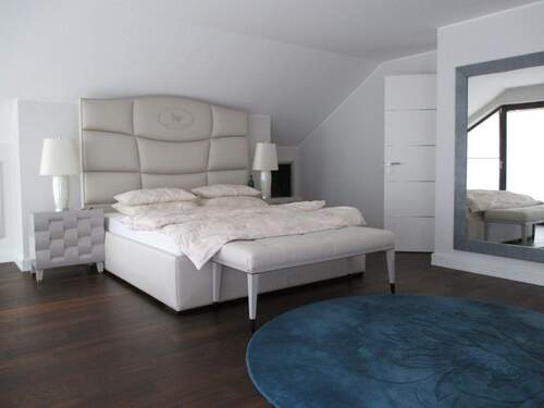 Schlafzimmer 1 (Austattung vor Vermietung) - 