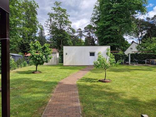 Anbau mit EBK und Duschbad - 