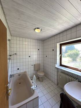 Badezimmer - Einliegerwohnung - 
