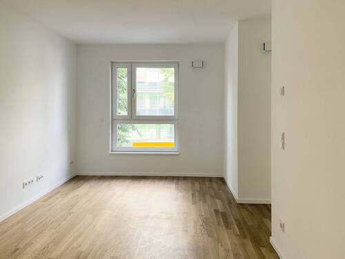 Wohnzimmer - 2 Zimmer Etagenwohnung zum Kaufen in Leipzig
