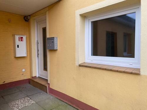 Eigener Eingang - 3 Zimmer Etagenwohnung zum Kaufen in Brunsbüttel