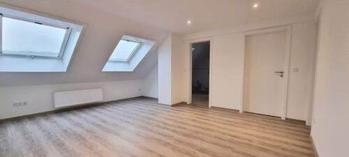 Wohnen - 2 Zimmer Etagenwohnung zur Miete in Wuppertal