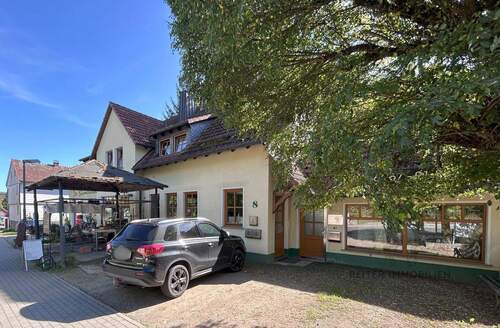 Wohn-und Geschäftshaus zum Verkauf - 7 Zimmer Mehrfamilienhaus, Wohnhaus in Dipperz