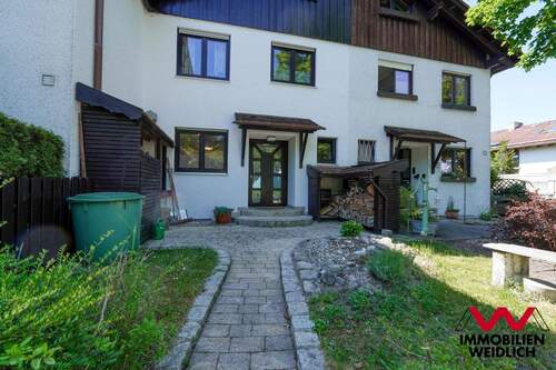 Eingangsseite - 4 Zimmer Reihenmittelhaus zum Kaufen in Ebersberg