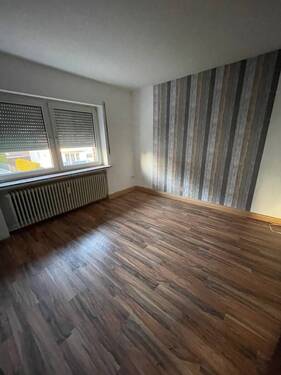 Zimmer 2 - Etagenwohnung in Lage zur Miete