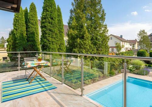 Visualisierung Balkon - MUTZHAS - Viel Platz für drei Generationen