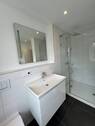 Bad m. großer Dusche - 4 Zimmer Etagenwohnung zum Kaufen in Regensburg