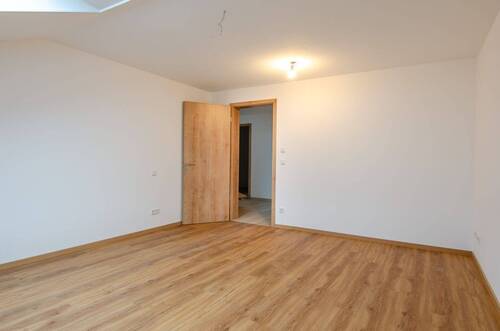 Schlafzimmer Ansicht 1 - 